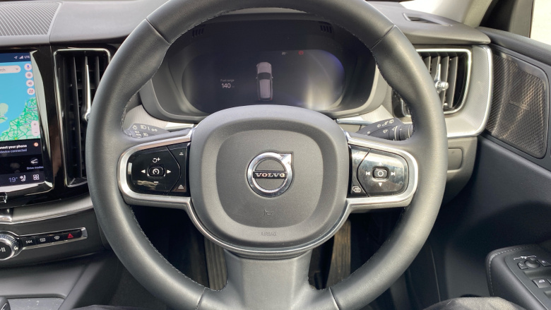 Volvo XC60 2.0 B5P Plus Dark 5dr AWD Geartronic Petrol Estate